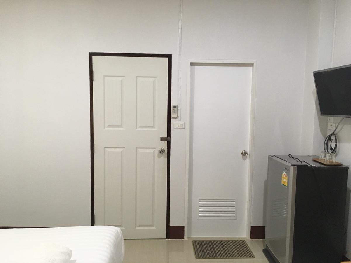 Y&N House Hotel Prachuap Khiri Khan Exterior photo